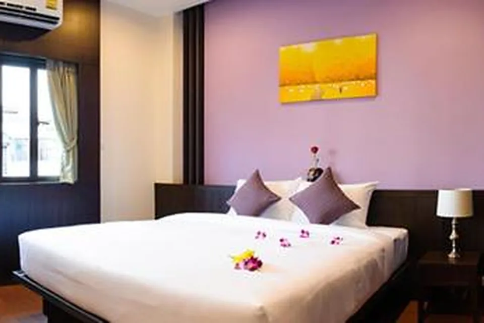 Superior Triple Room at Tara Place Hotel Bangkok